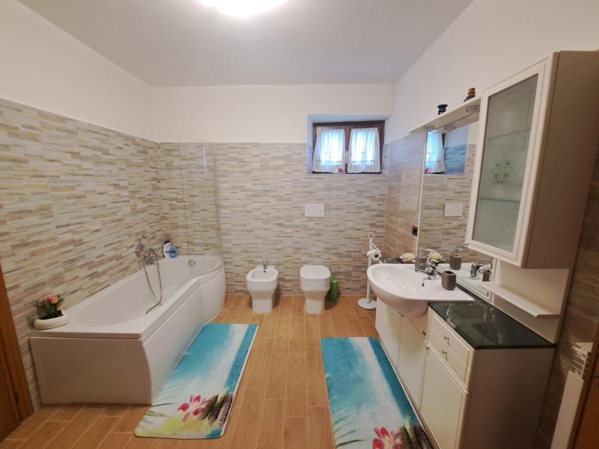 Casa Maya San Martino Alfieri المظهر الخارجي الصورة