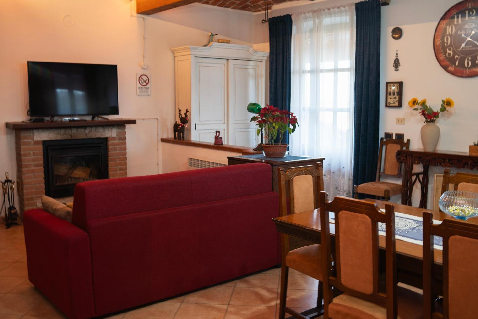 Casa Maya San Martino Alfieri المظهر الخارجي الصورة